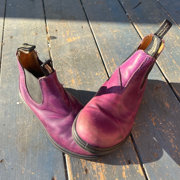 Purple Blundstones - Picture 1 of 4